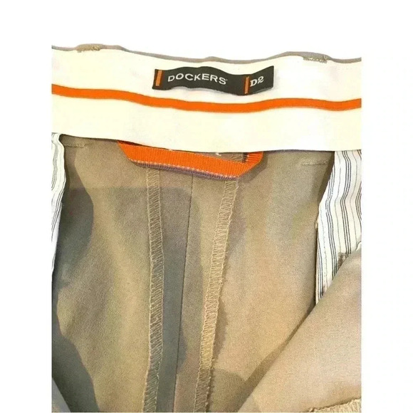 Dockers  D2 men’s pant, 36 x 32, NWOT, straight fit - Picture 4 of 5